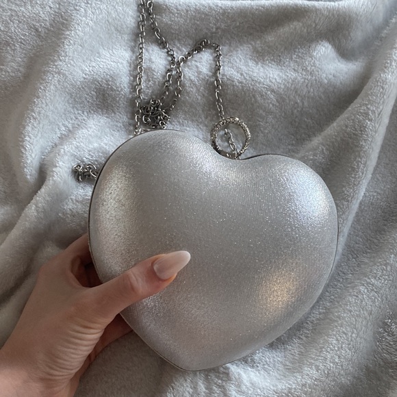 ALESSIA PEARL AND STONE BRIDAL CLUTCH PURSE - Picture 5 of 8